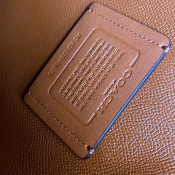 Coach Mollie Tote Gold/Strawberry Haze - Picture 8 of 16